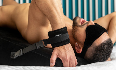 Grande rampe noir + Menottes/bandeau (Ensemble pour homme)
